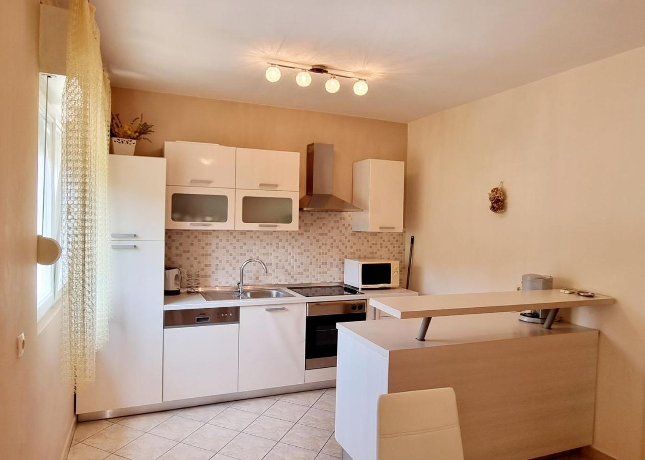 Apartman Anka Palit Ngoại thất bức ảnh